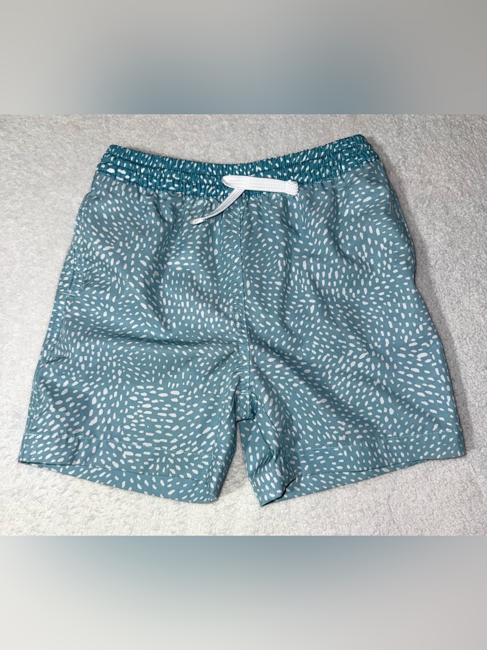 Chubbies Kids “The Lil Whale Sharks” swim trunks, size 5